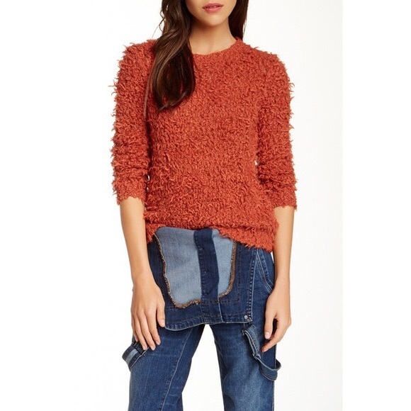Free People sweater Fuzzy Soft - Picture 1 of 3